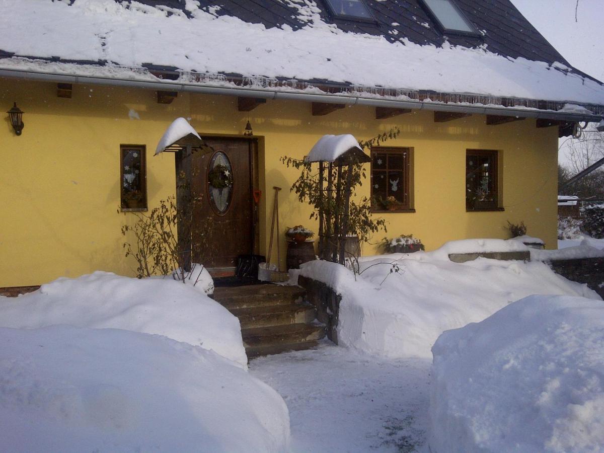Chalupa U Potoka Cervena Voda Exterior photo